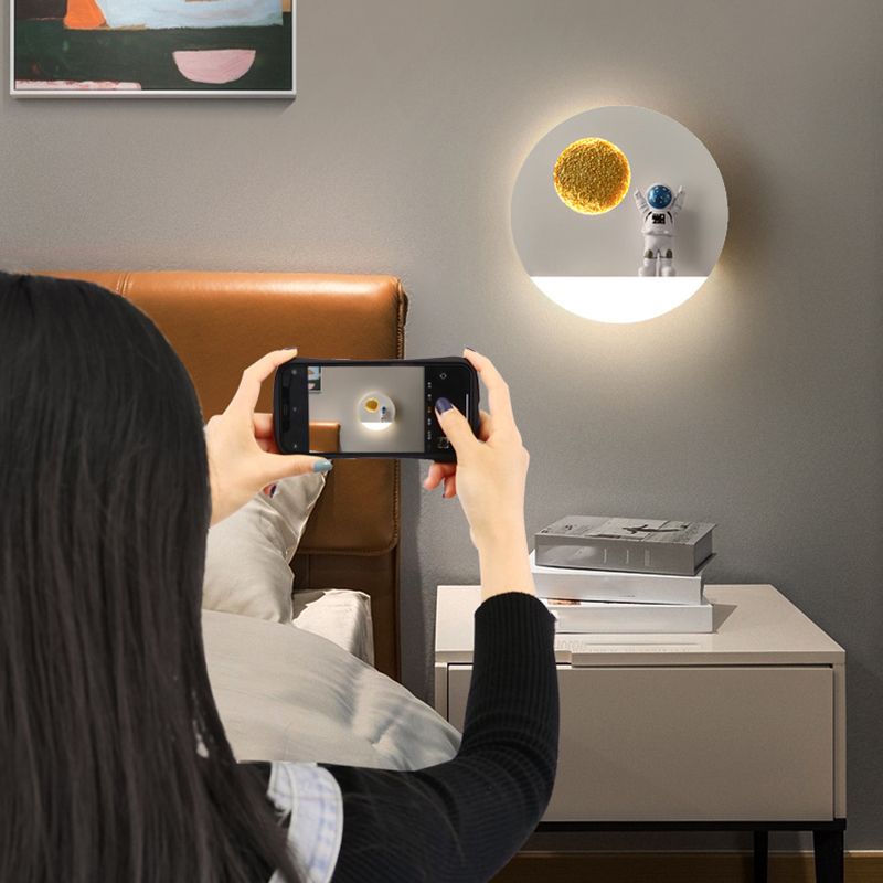 Modern Style Geometry Shape Wall Sconce Metal 1 Light Sconce Lighting for Bedroom