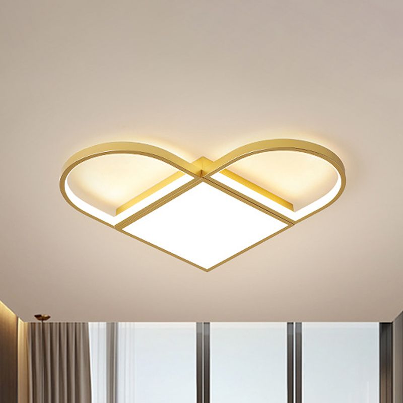 Love Shaped Thin Surface Ceiling Light Modernist Metal Loft House 16.5"/20.5" W LED Flush Mount Lighting in Gold, Warm/White Light