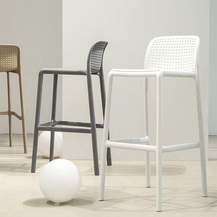 Moderner Thekenhocker ohne Armlehnen, Kunststoff-Schlafzimmer-Barhocker mit Kunststoffsitz