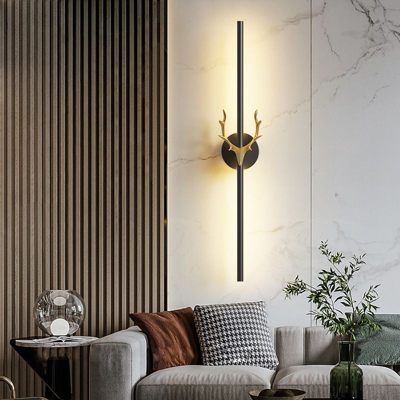 Modern Style Linear Shape Wall Sconce Metal 1 Light Sconce Lighting in Black for Bedroom