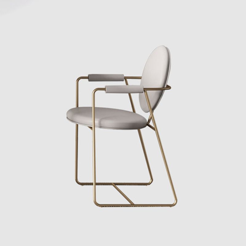 Mesa de comedor de piedra sinterizada moderna Juego de comedor de patas de oro de altura estándar para uso en el hogar