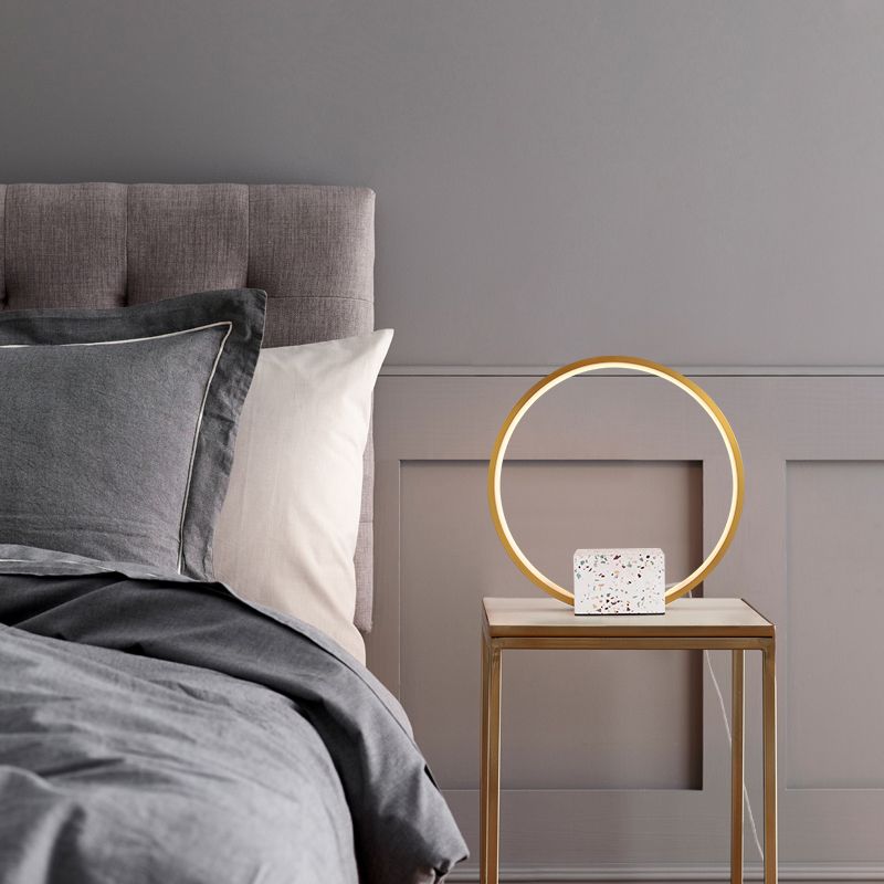 Modern Style Circle Shape Table Lamp Metal 1-Light Night Table Lamp in White