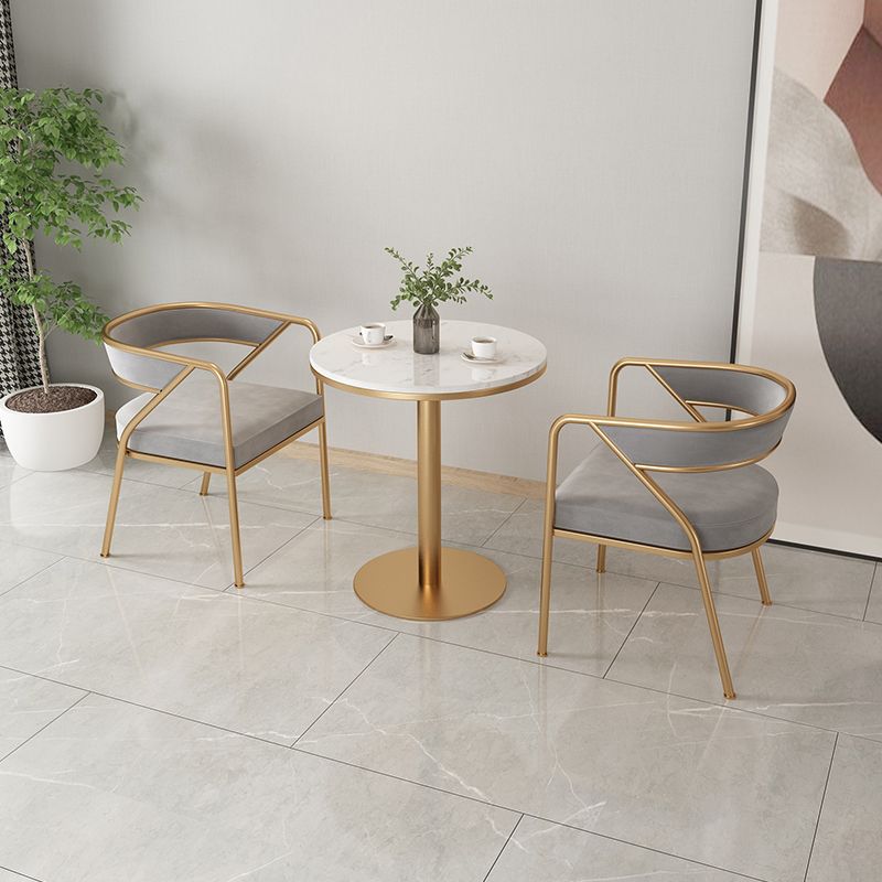 Silla de comedor con brazo de metal Glam, respaldo abierto, silla lateral para uso doméstico