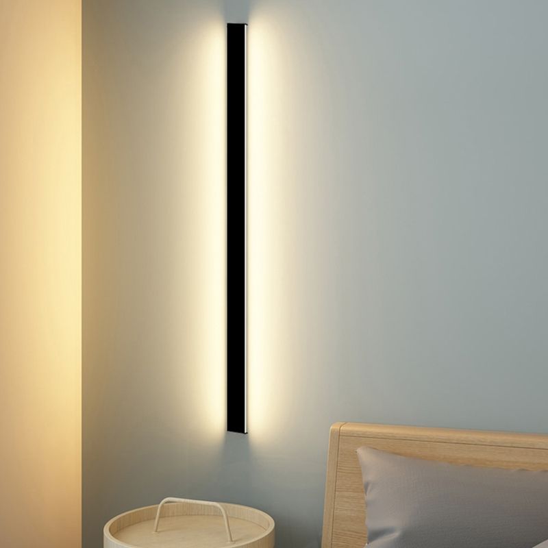 Linear Shape Metal Wall Light Modern Style Single Light Wall Mount Lamp