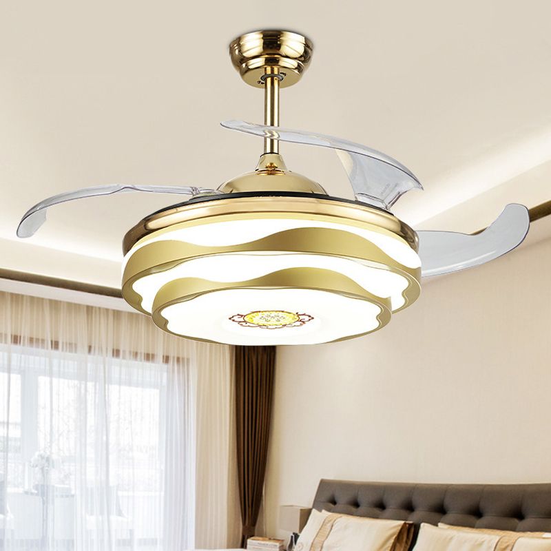 Acrylblatt Petal Semi Flush Mount Contemporary 19 "Wide Led Anhänger Lüfterlampe in Gold, 4 Klingen