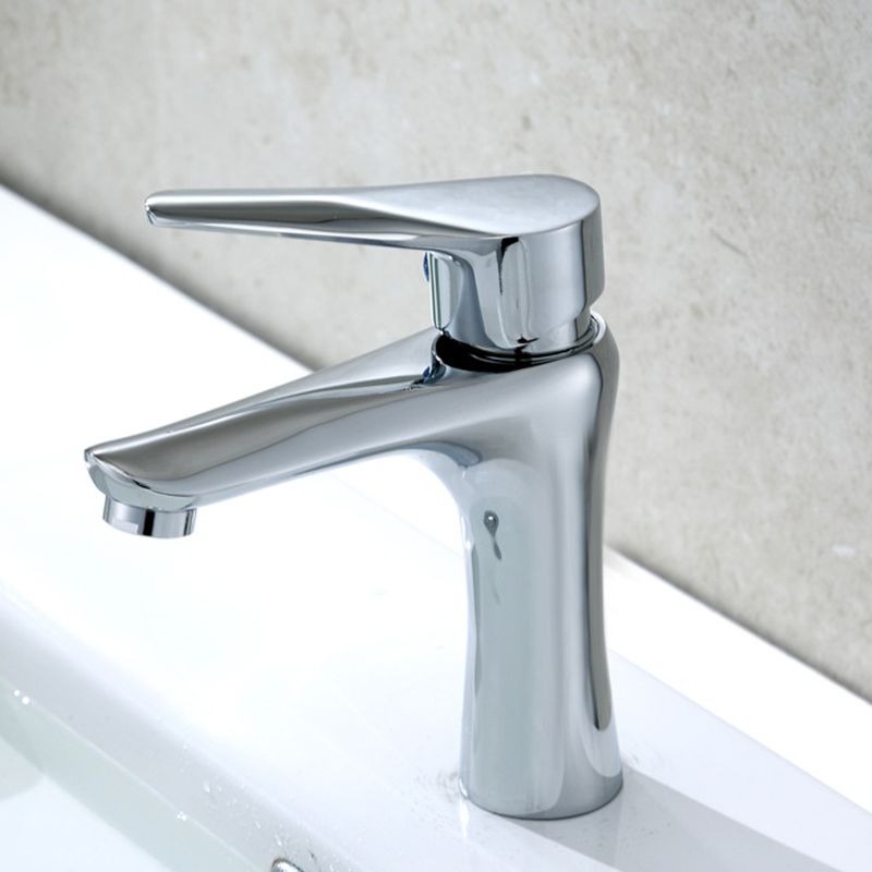 Single Hole Lavatory Faucet Lever Handle 1 Hole Faucet for Bathroom