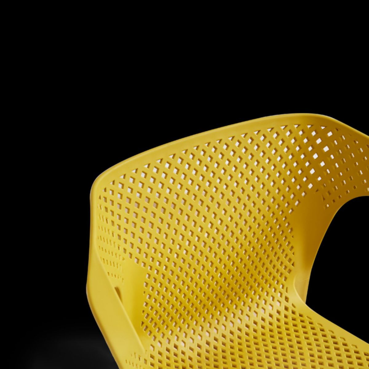 Modern Coffee Shop Plastic Arm Chair Matte Finish Solid Back Dining Chair