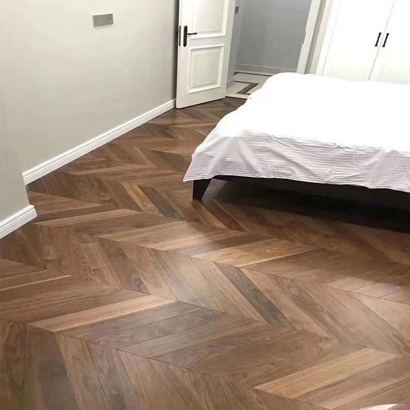 Laminate Plank Flooring Stain Resistant Wooden Laminate Floor