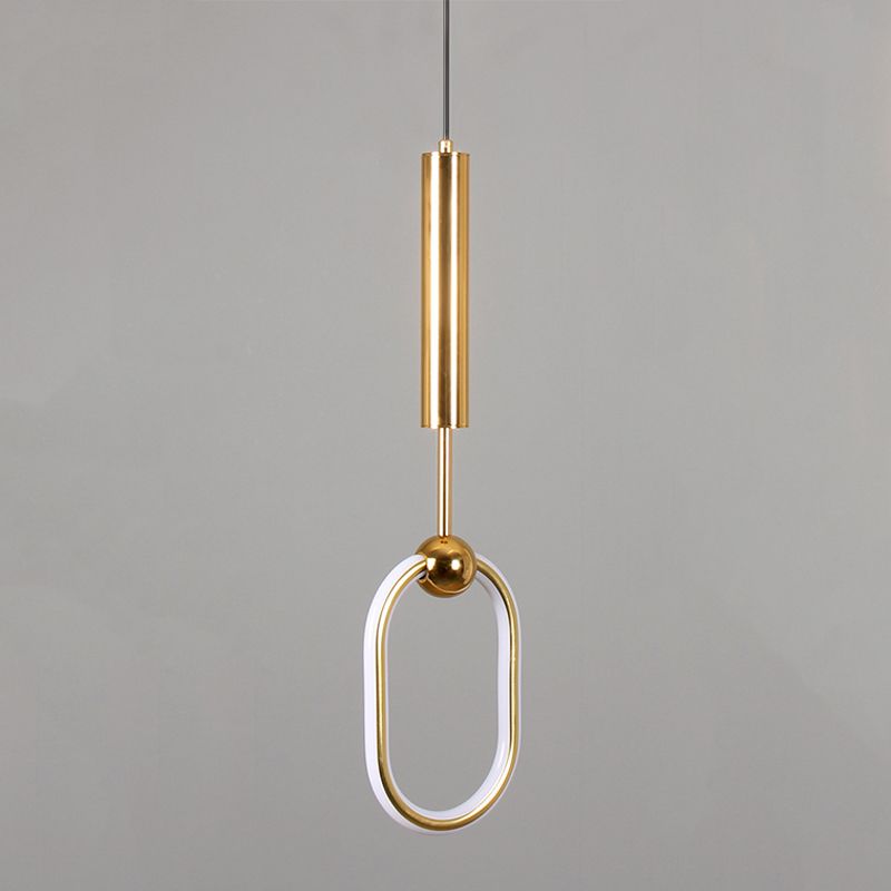 Luminaires suspendus linéaires en métal