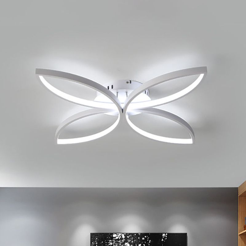 Clover Metallic Semi Flush Mount Modernism 23 "/29" Breite LED Weiß Deckenbeleuchtung in Warm/Weißes Licht