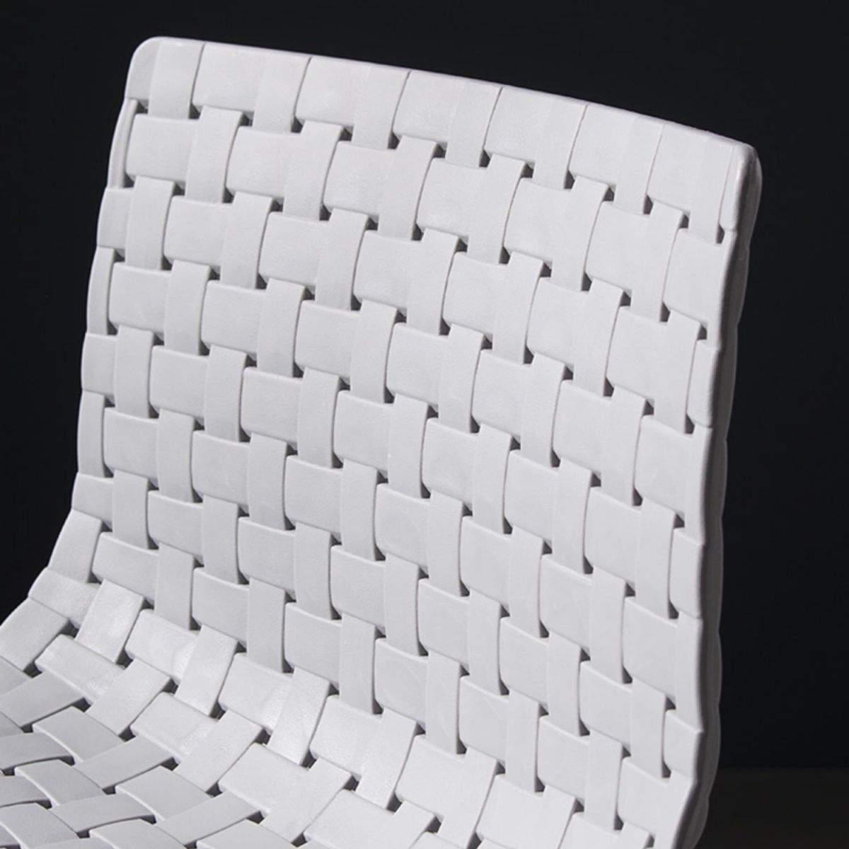 Industrial Bar-stool Plastic Counter Bar Stool for Kitchen Bar with Metal Legs