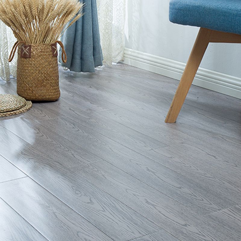 Tradition Oak Wood Hardwood Flooring Smooth Waterproof Flooring