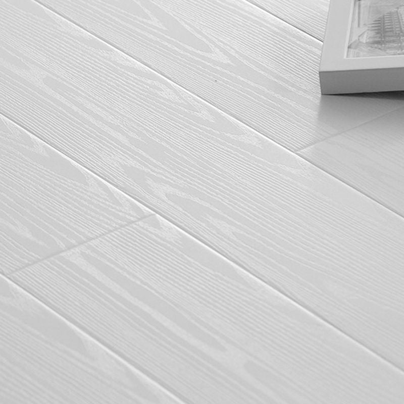 Modern Laminate Floor Wood Fade Resistant Click-Lock Laminate Plank Flooring