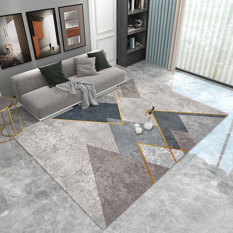 Grey Tone Geometric Pattern Rug Polyester Carpet Simple Non-Slip Backing Indoor Rug for Living Room