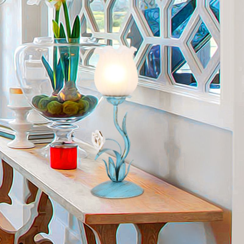 1 Lampenblüte Tischbeleuchtung romantischer pastoraler blau/rosa Metall -Nachttisch -Lampe für Wohnzimmer