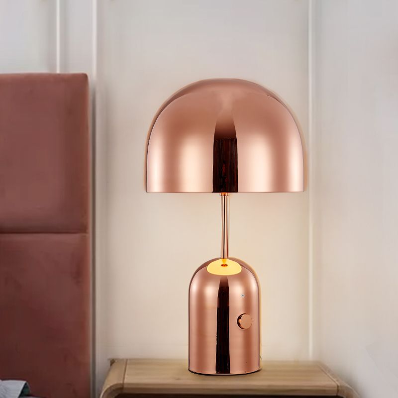 Tavolo in metallo luce modernismo 1 lampadina per scrivania piccola in oro rosa per camera da letto