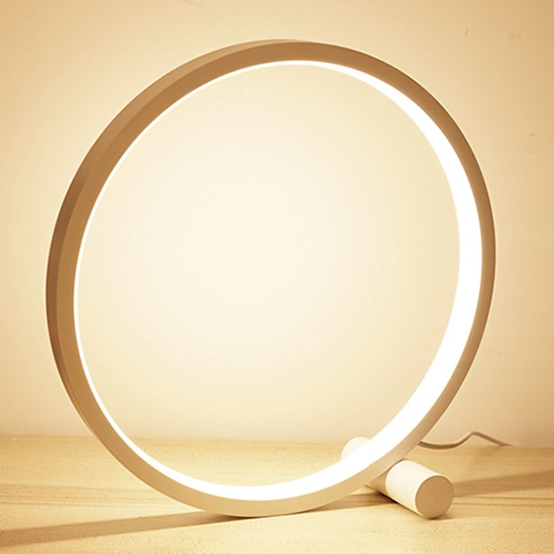 Lampada da tavolo notturna del cerchio in stile moderno in metallo 1 comodino leggero lampada