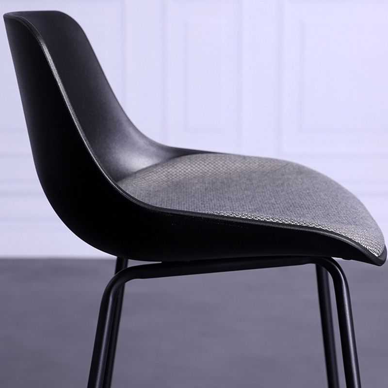 Modern Plastic Bar-stool Bucket Seat Counter Bar Stool with Metal Legs