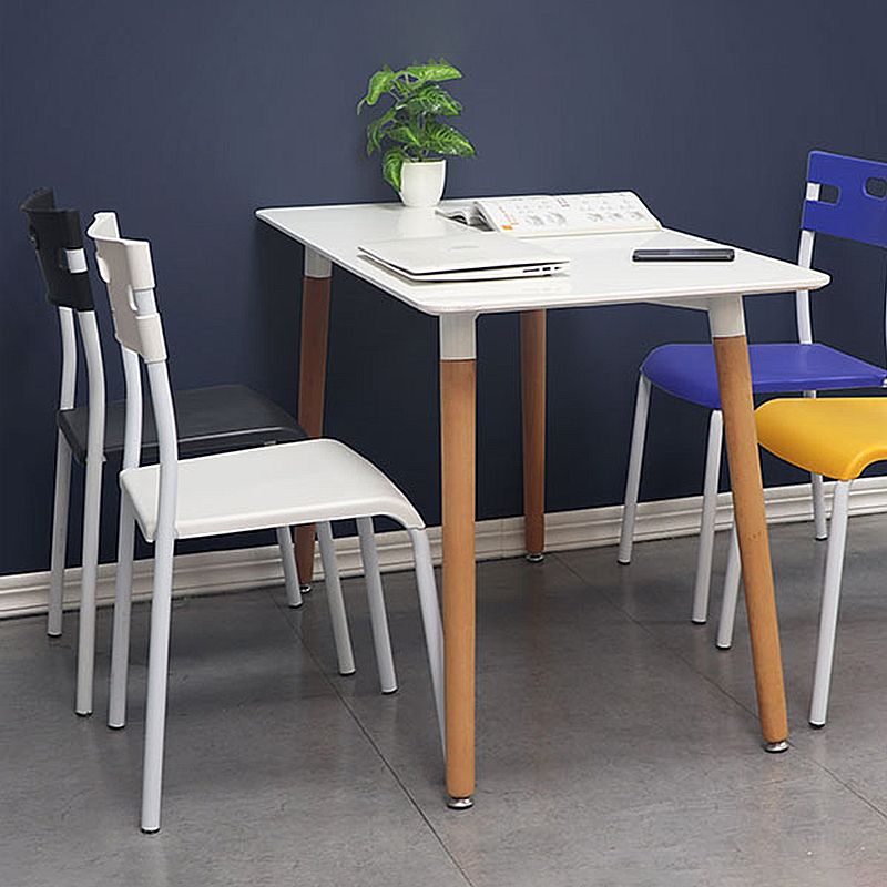 Chaises de salle à manger en plastique contemporaines, chaise sans bras latérale à dossier ouvert pour usage au restaurant