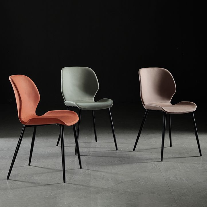 Chaise de salle à manger en tissu de lin de style scandinave Chaises de salle à manger sans accoudoirs à dossier solide (Ensemble de 2)