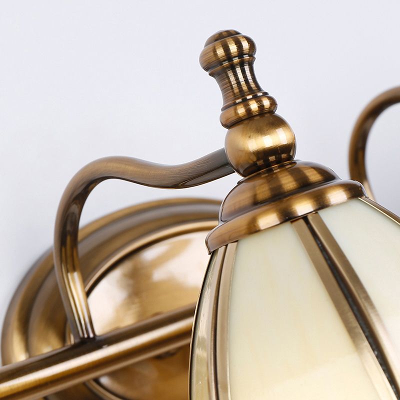 Abgeschrägte Glasblumenwandbeleuchtung Ideen Vintage 3 Lampen Bad Eitelkeitsleuchte im Messing