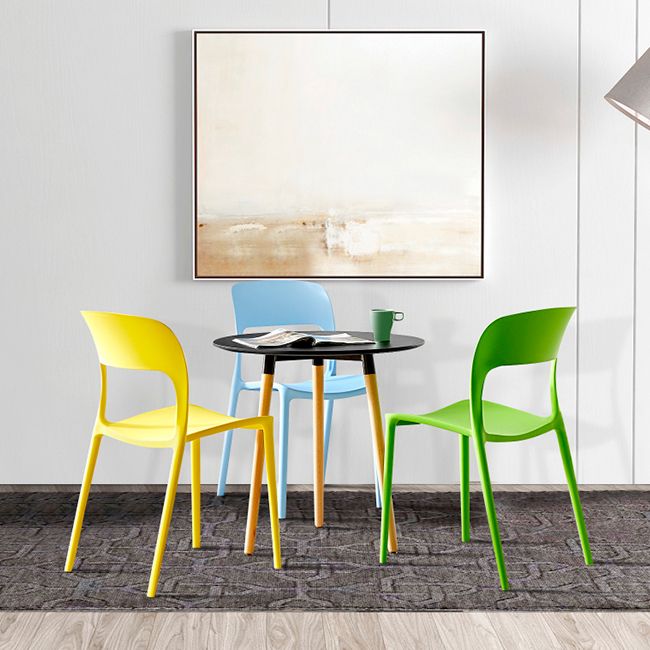 Sillas de comedor de plástico contemporáneas con respaldo abierto, silla lateral para uso en restaurantes