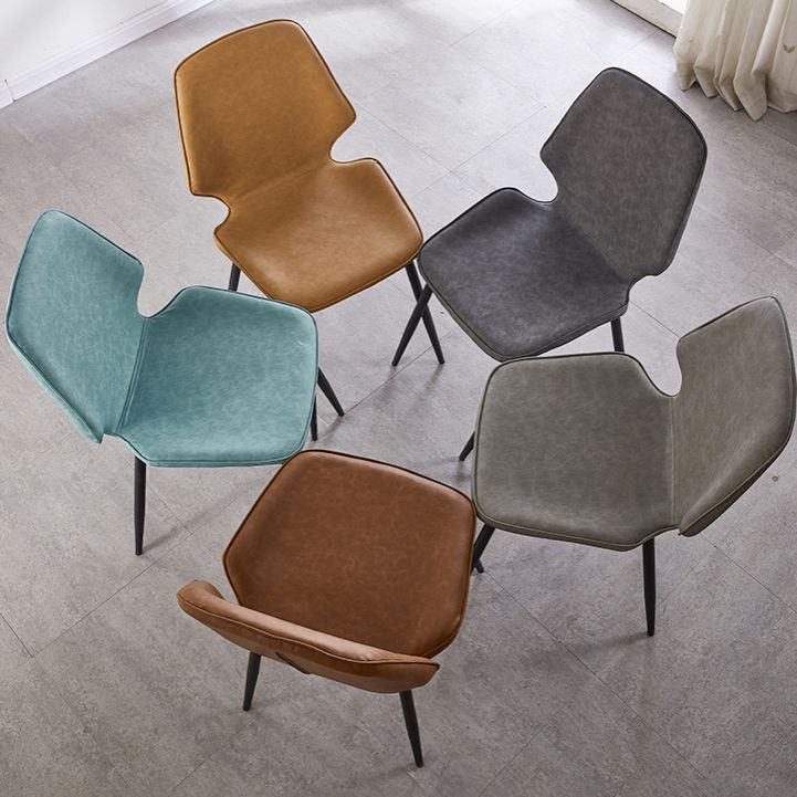 Silla de comedor de metal de estilo contemporáneo, sillas laterales sin brazos con respaldo lateral para cocina