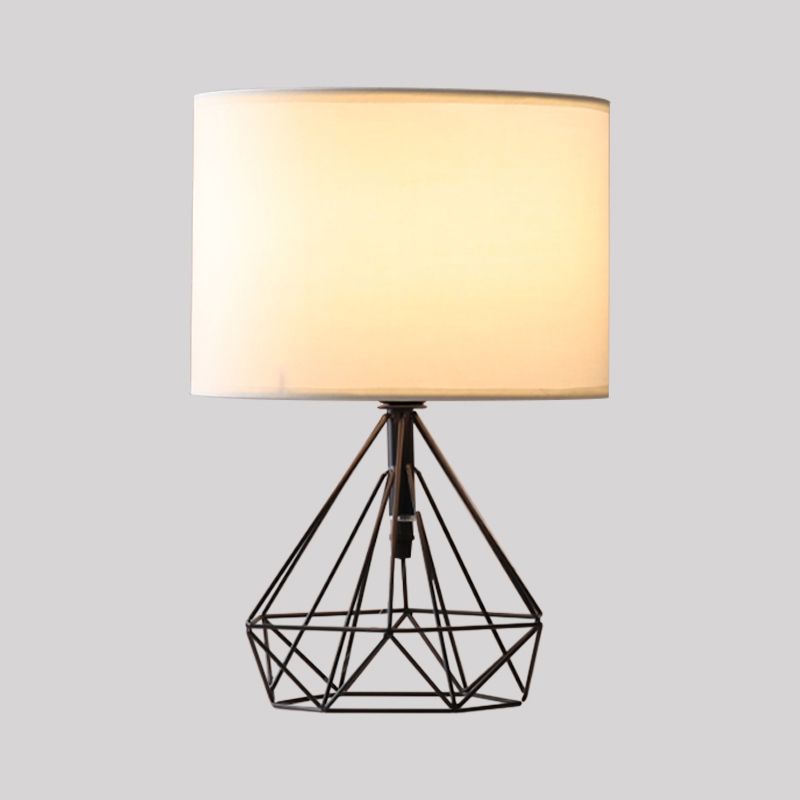 Stoffen Drum Desk Light Modernist 1 Head Table Lamp met geometrisch in zwart/gouden basis voor studieruimte