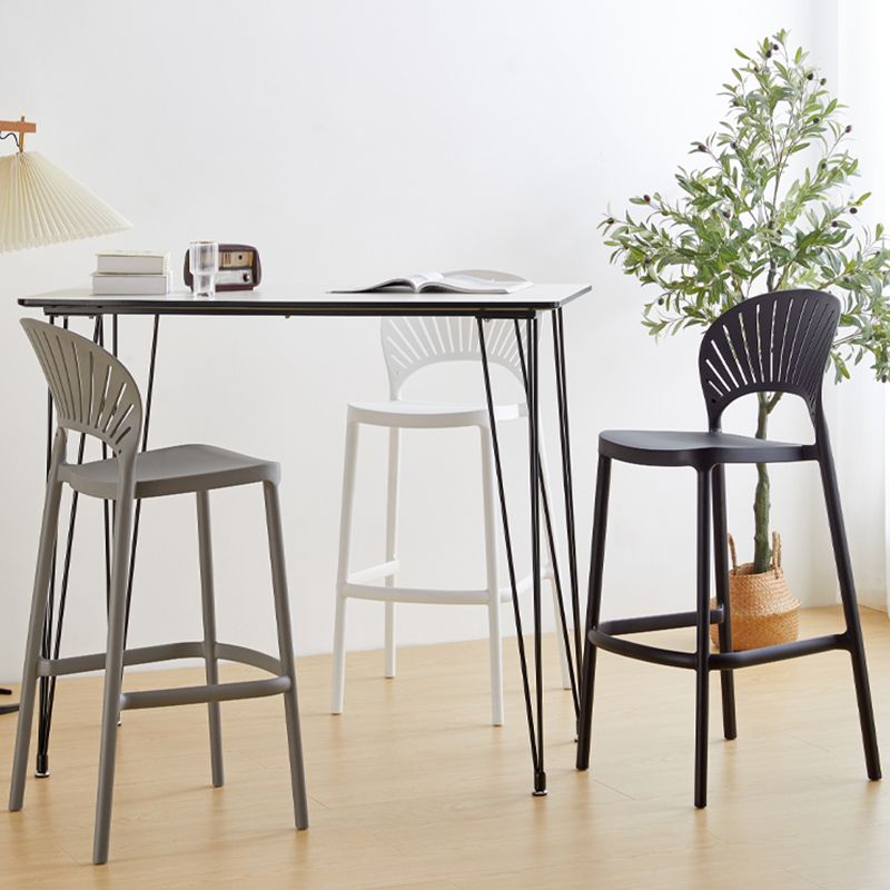 Contemporary Plastic Barstool Plastic Low Back Counter Stool in Matte Finish for Indoor