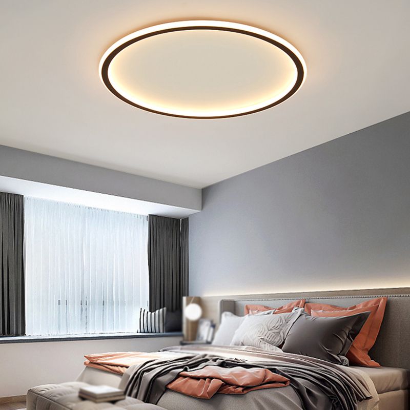 Minimalism Ceiling Lighting Circle LED Flush Mount Fixture in Black for Bedroom