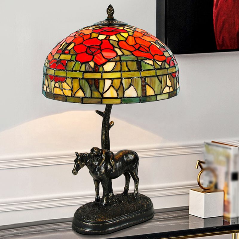 1 tavolo da testa lampada da comtore in resina antico cavallo antico con tonalità in vetro a cupola in bronzo