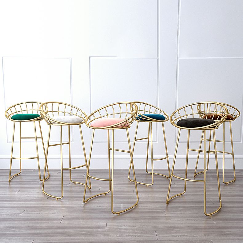 Glam Bucket Upholstered Bar Stools Footrest Low Back Bar and Counter Stool