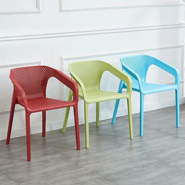 Contemporary Style Stackable Chair Kitchen Arm Chair with Plastic Legs