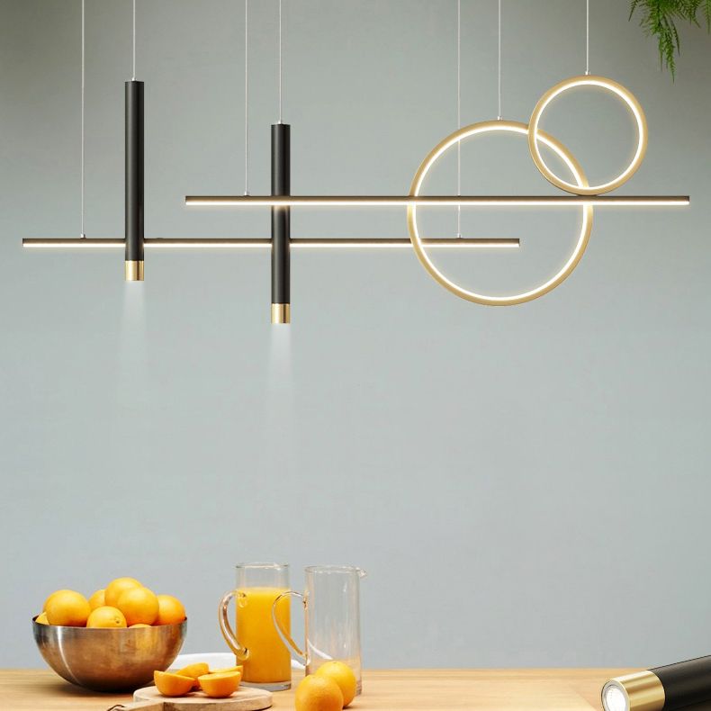 Éclairage à île LED minimaliste Lumière de lustre de l'île linéaire avec une teinte métallique