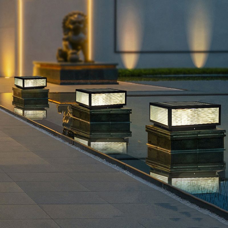 Nordic Style Metal Pillar Lamp Square Shape Solar Energy Pillar Light for Outdoor