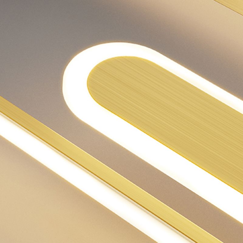 Modern Style Linear Shade Ceiling Light Metal 3 Headed Ceiling Light for Restaurant