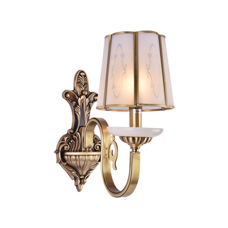Cône Cone Translucent Glass Galced Lightture Vintage 1/2 Bulbe Indoor Murd Murd Lampe en laiton