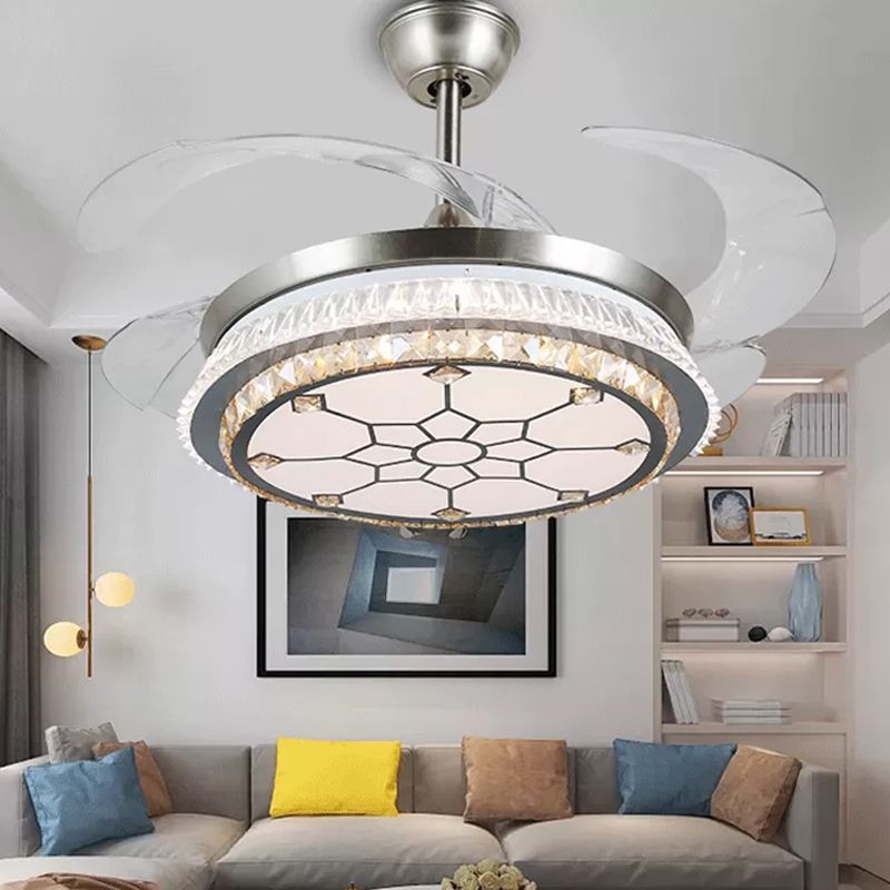 Silberschicht 4 Blades Halbflush Mount Modernismus LED Crystal Anhänger Lüfterleuchte, 19 "breit