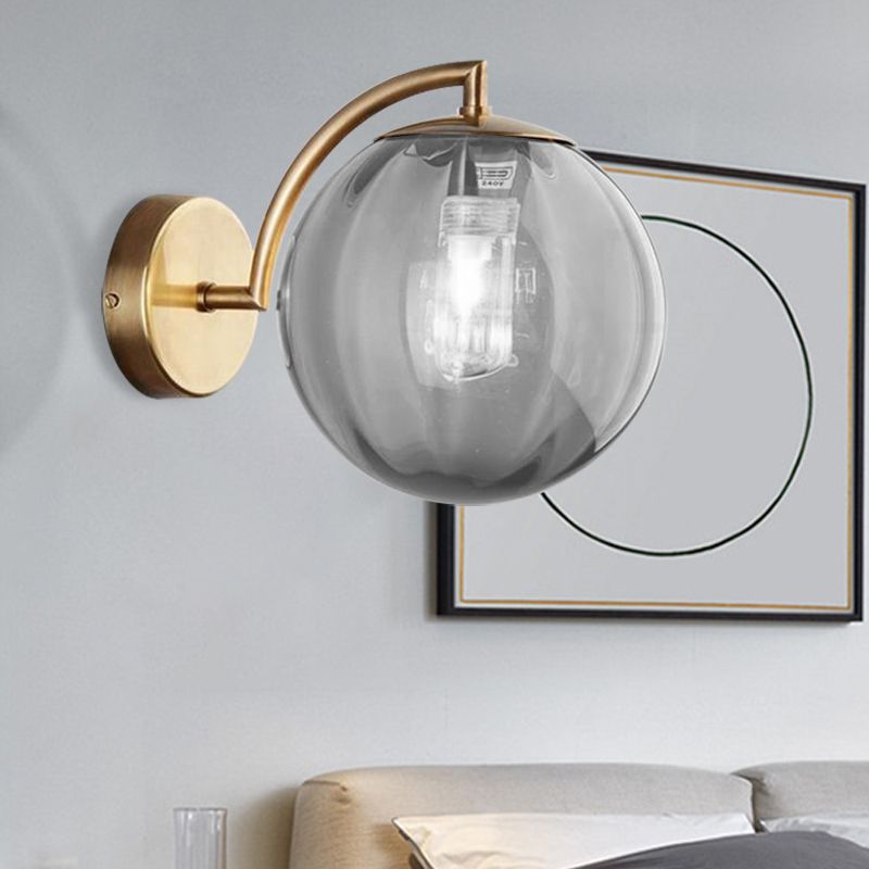 Postmodernistisch koper gewapende bal sconce lamp rood/blauw/barnsteen glas met een enkele lichtwandverlichting