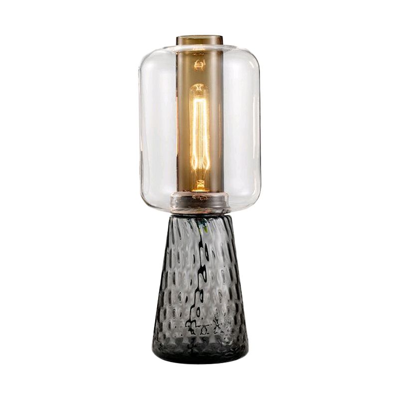 Lampada da tavolo trapezoidale per camera da letto, grigio fumo chiaro/cognac, in vetro acqua, a 1 luce, postmoderna, con paralume cilindrico