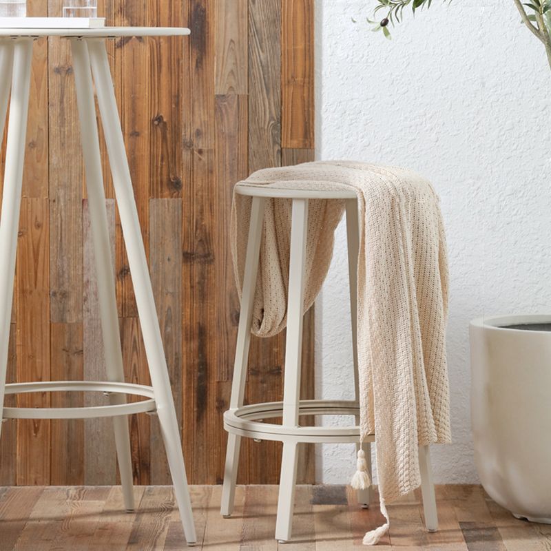 1/2/3 Pieces Industrial Round Bar Table Set Iron Bistro Set with Footrest