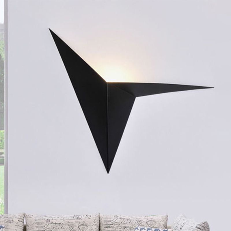 Polygon Mur Sconce Light Style Contemporary Metal LED Black / White White Wall Lampe pour le salon, éclairage chaud / blanc