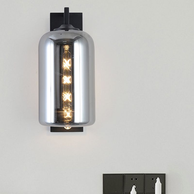 Mason Jar -vormige wand SCONCE Retro -stijl gesloten glas 1 lamp wandlamp met arm met arm in zwart