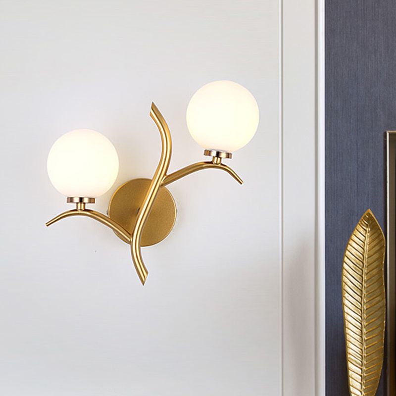 Branch Wall Lighting Modernist Metal 2 Bulbs Sconce Light Fixture in Gold for Living Room