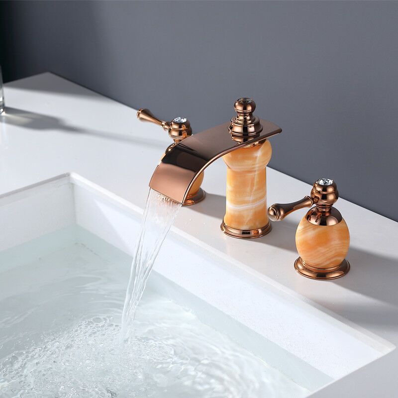Traditional Faucet Deck Mounted Bathroom Faucet with Double Handle
