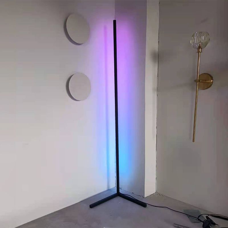 Minimalist Style Metal LED Floor Lamp Modern Geometry Line Floor Light for Living Room