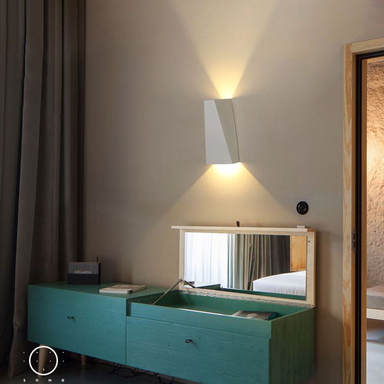 Modern Geometric Wall Mount Lighting Metallic Wall Mounted Lighting for Living Room