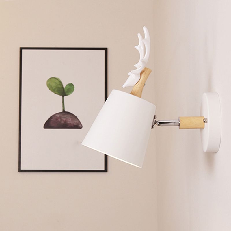 1-Light Tapered Wall Light Sconce Modern Style Metal Wall Lighting