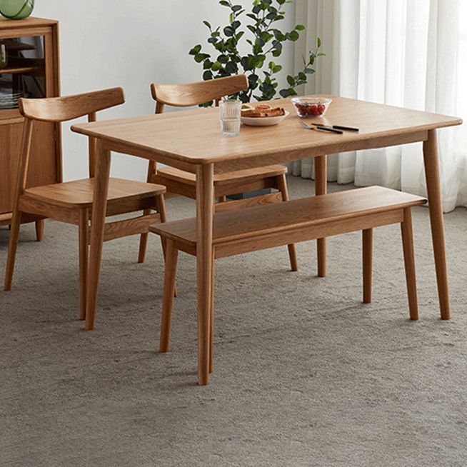 Moderne eiken houten tafel in de natuur rechthoekige eettafel met houten basis en 4 poten