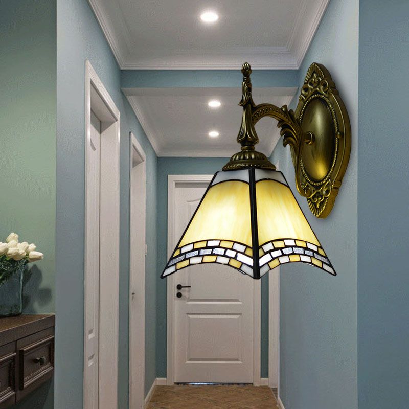 Tiffany Pyramid Sconce Lamp Stained Glass 1 Light Wall Lighting in Green/Blue/Yellow for Bedroom